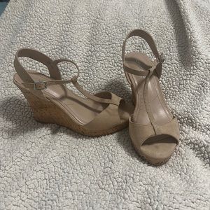 Charles by Charles David Wedges size 8M